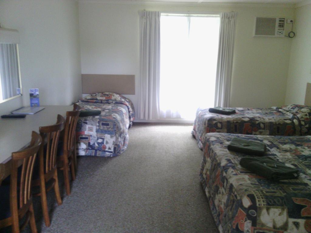 Snowy River Lodge Motel Orbost Habitación foto
